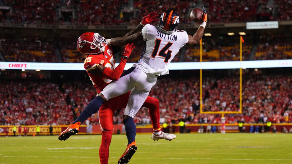 Courtland Sutton Denver Broncos wide receiver making a catch